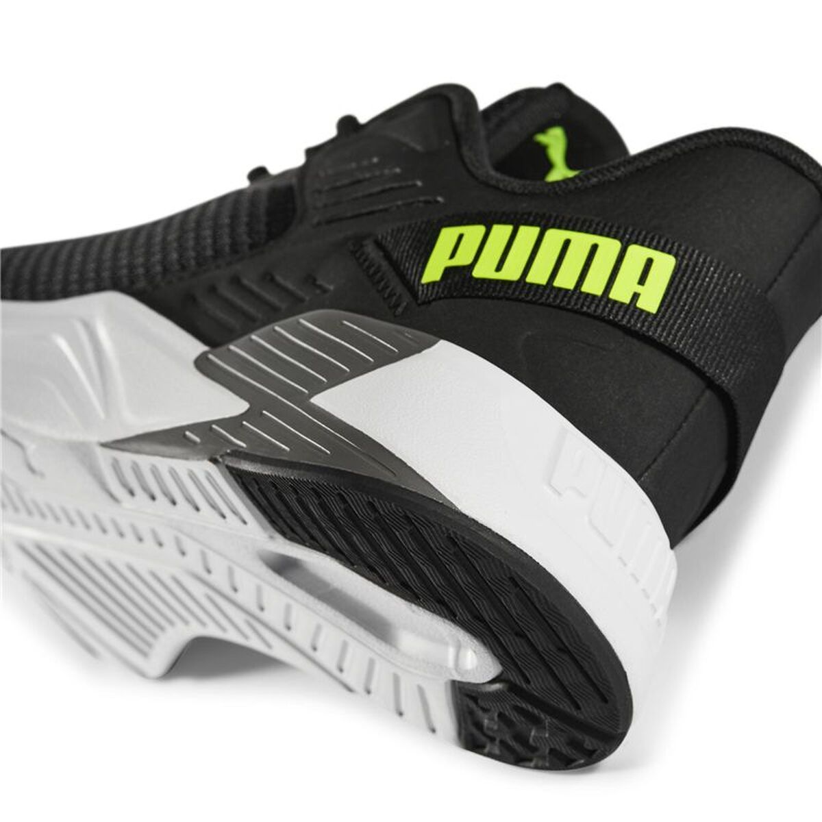 Încălțăminte Sport Bărbați Puma Disperse XT 2 Mesh Negru Bărbați