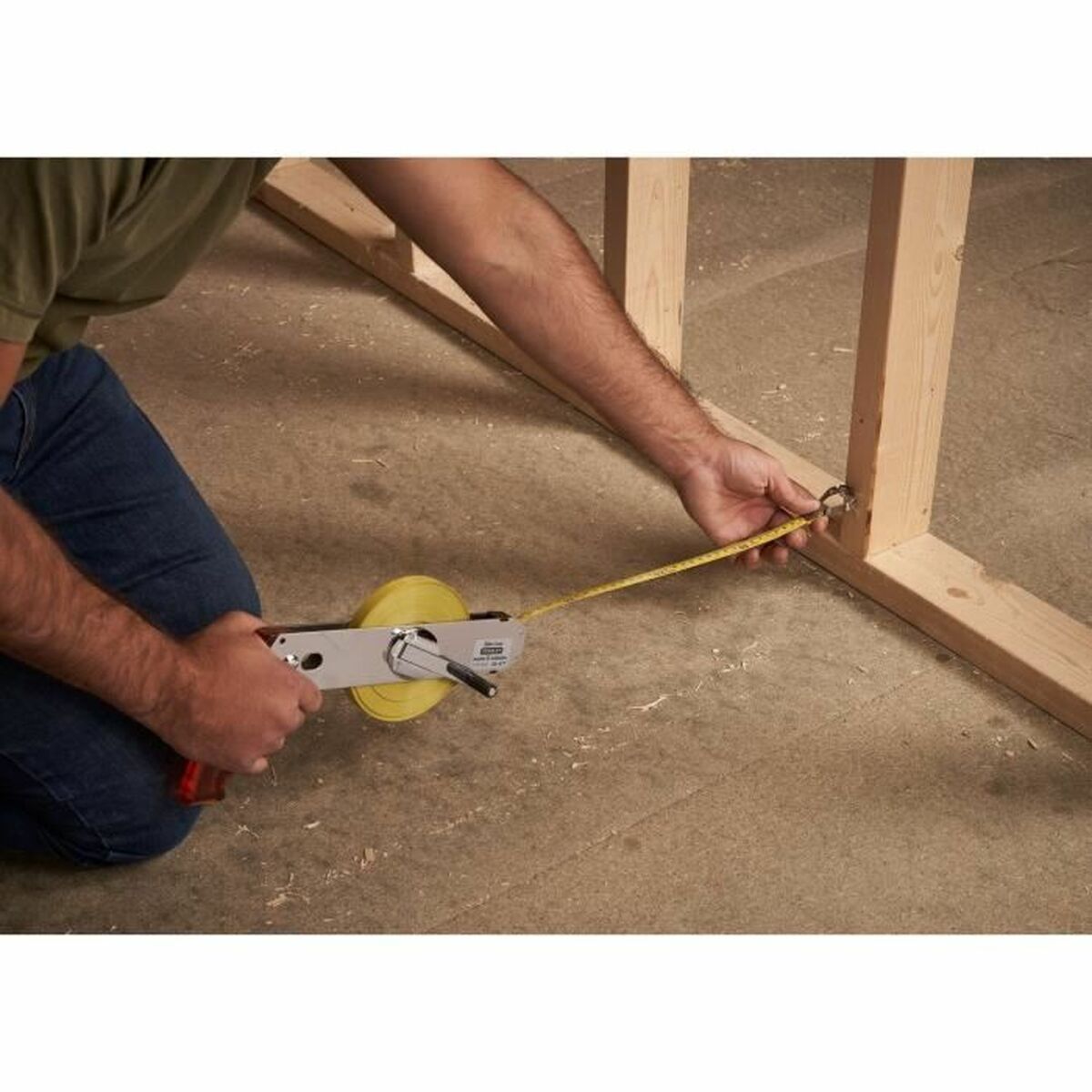 Ruletă Stanley Alamă (30 m)