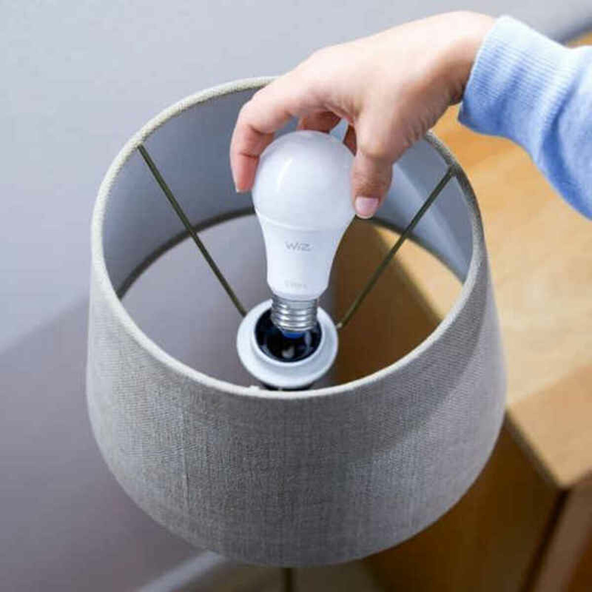 Bec LED Wiz 929003601001 Alb F 60 W E27 806 lm