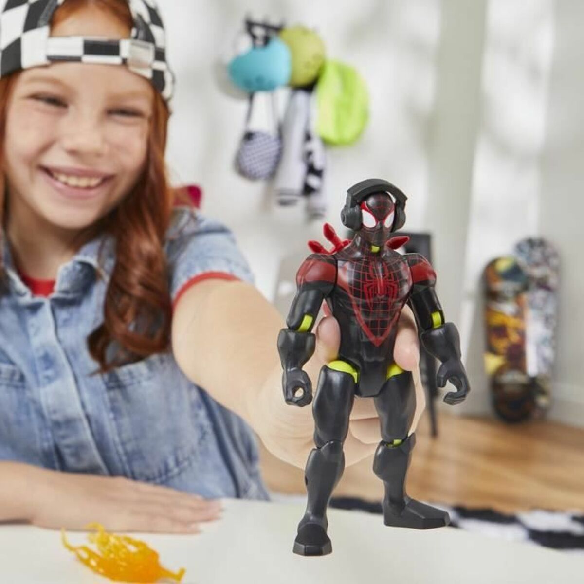 Figura îmbinată Hasbro MixMashers Miles Morales