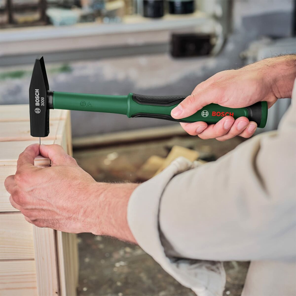 Ciocanul lăcătușului BOSCH 300 g