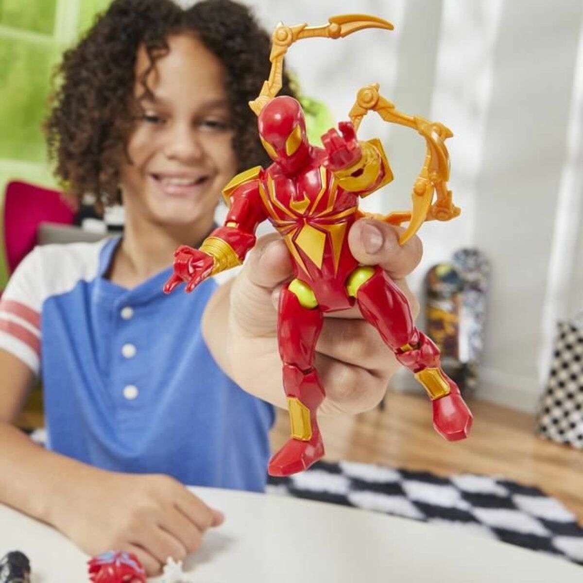 Figura îmbinată Hasbro MixMashers Iron Spider Deluxe