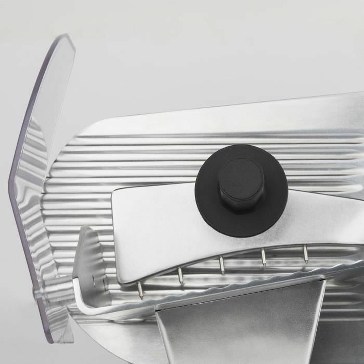 Felietor Mezeluri Hkoenig Gri