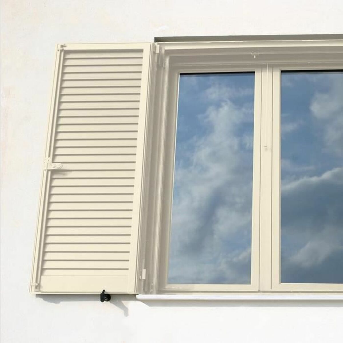 Vopsea de Grund Ripolin Alb Finisaj satinat 500 ml