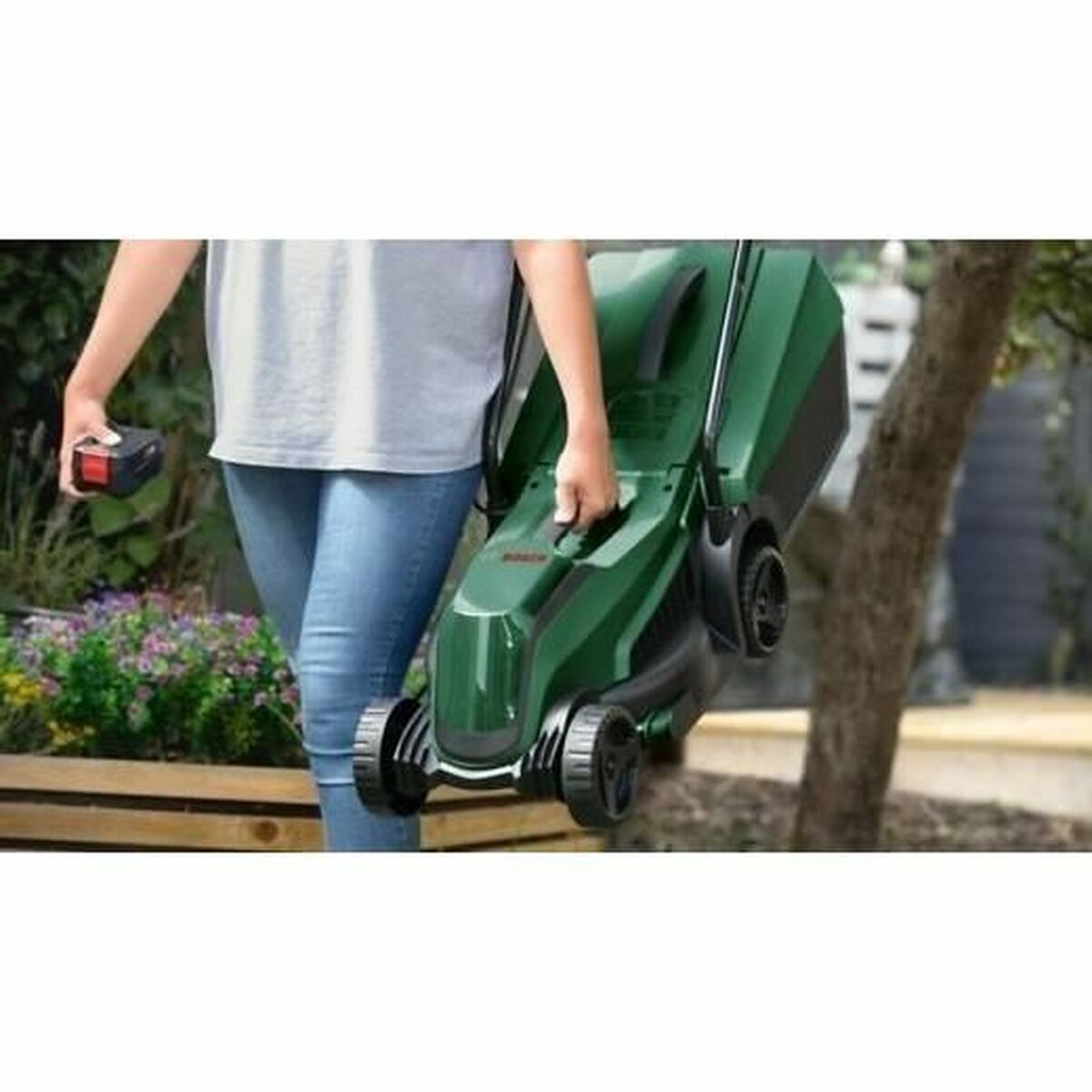 Cositoare cu baterie BOSCH Easy Mower 18V-32-200 31 L 18 V 32 cm