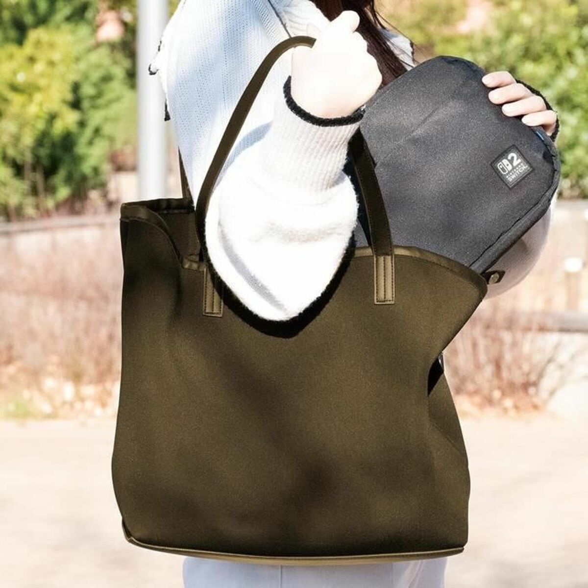 Carcasă pentru Nintendo Switch HORI Negru