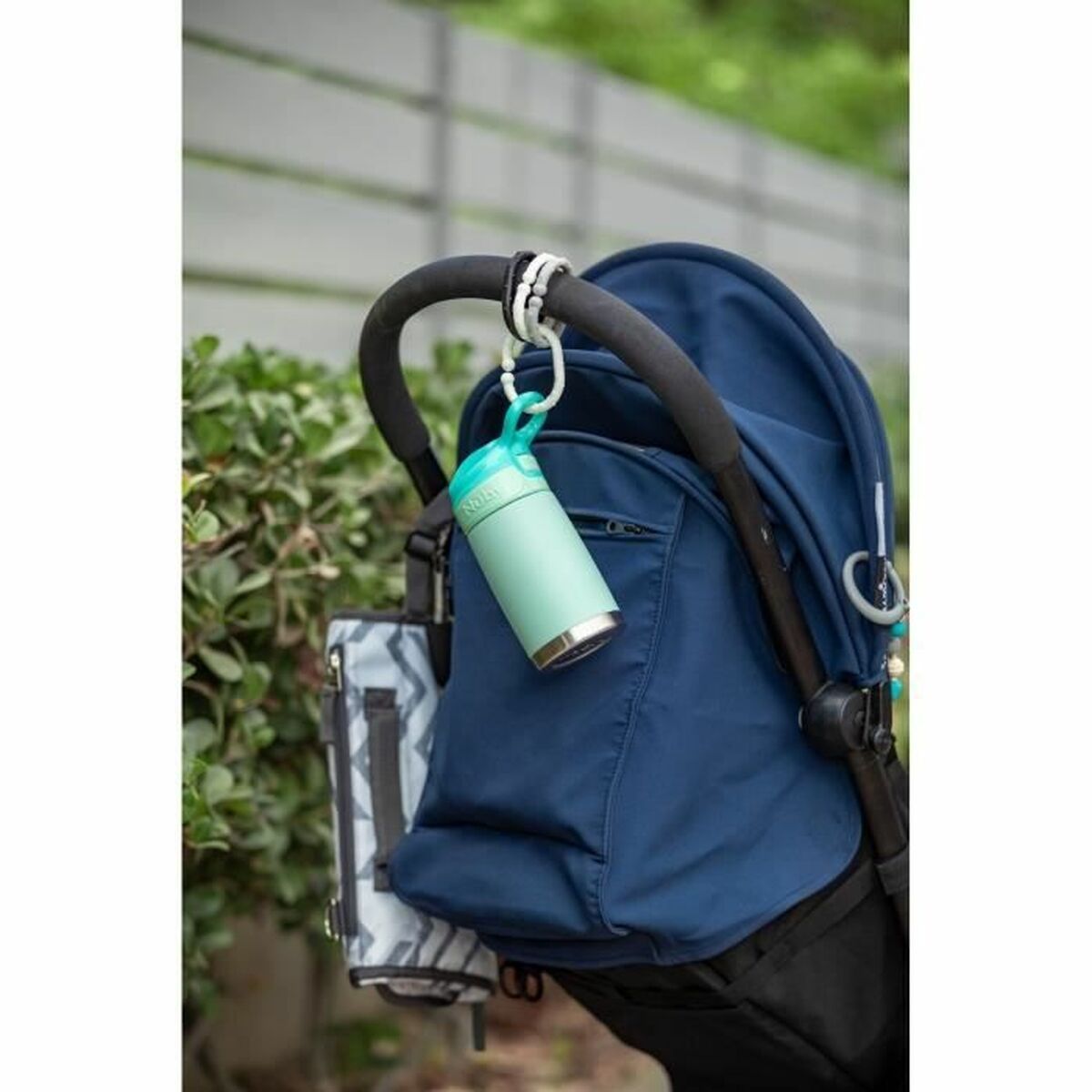 Paharul de învăţare Nûby Verde