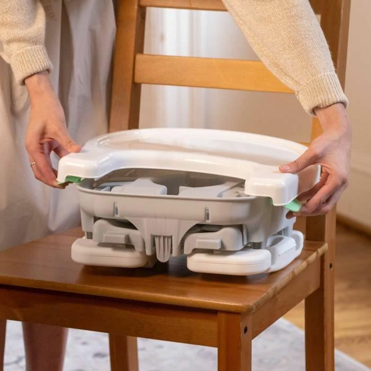 Crescător Ingenuity Deluxe Comfort Alb Gri