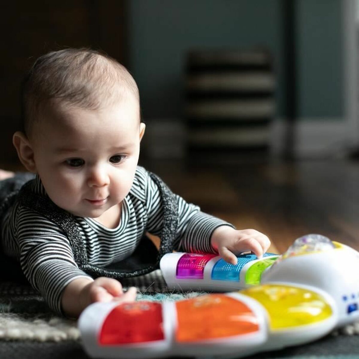 Arcul de activități pentru bebeluși Baby Einstein Glow & Discover Light Bar Multicolor