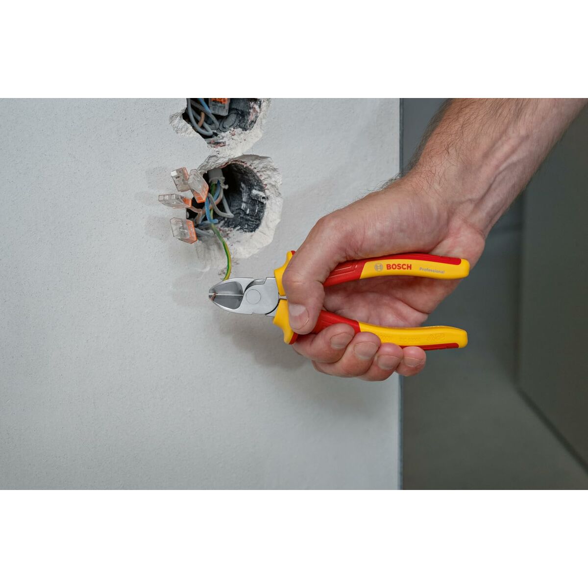 Clești cu tăiere în diagonală BOSCH