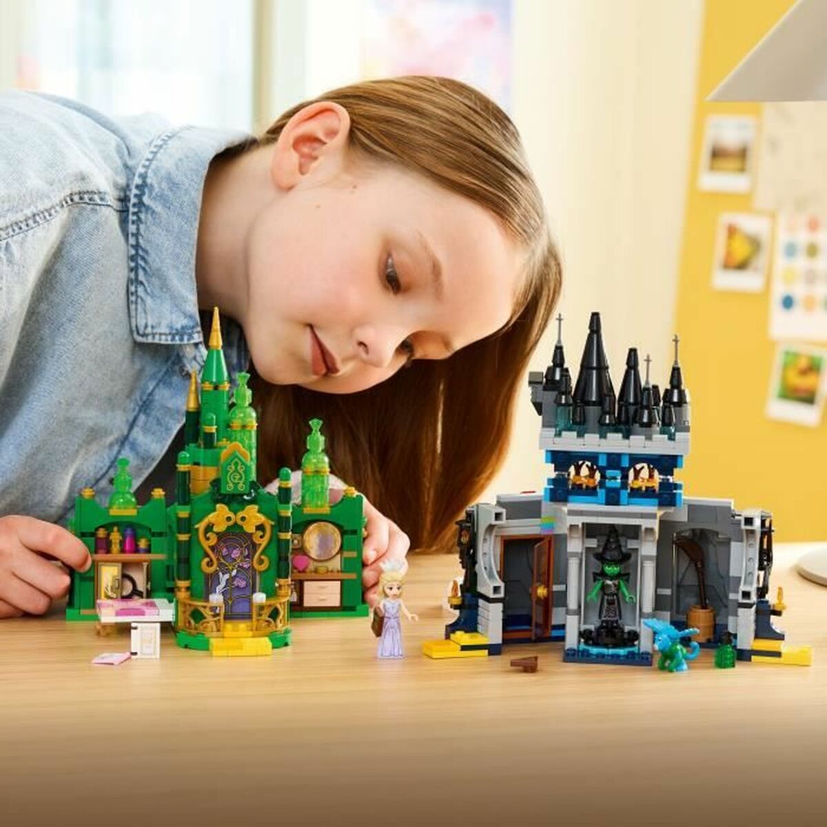 Joc de Construcții cu Plăci Lego Wicked 75689 860 Piese