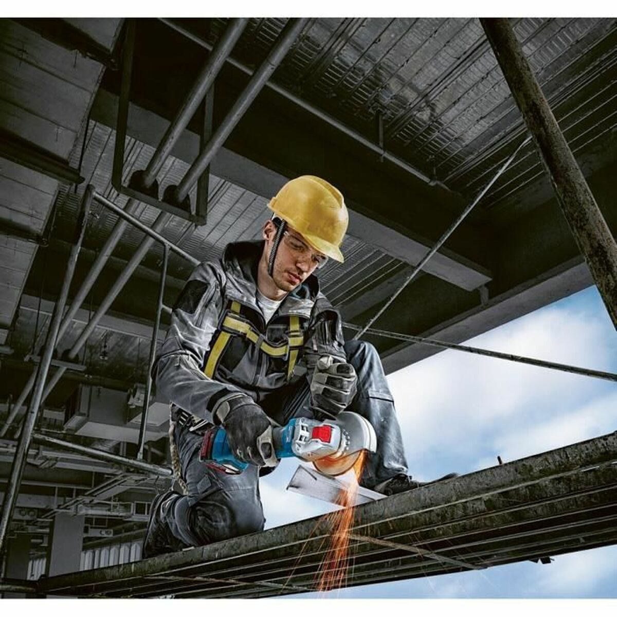 Polizor unghiular BOSCH 06019H9102 700 W