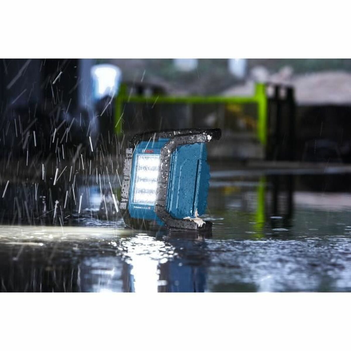 Lumină de lucru BOSCH GLI 18V-1200 C