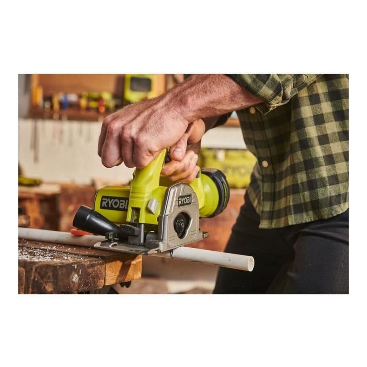 Fierăstrău circular Ryobi R18MMS 18 V