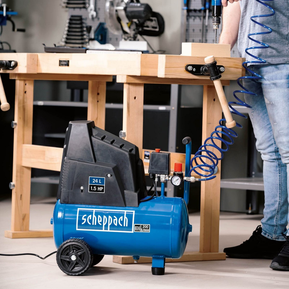 Compresor de aer Scheppach HC26 8 bar 1500 W 24 L