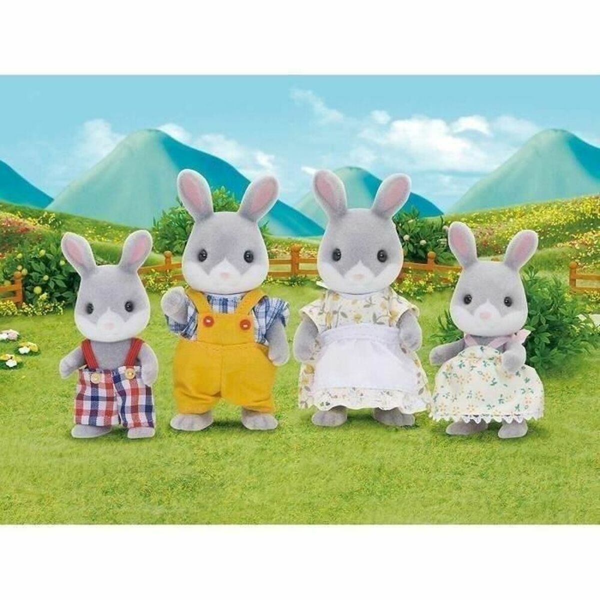 Set de păpuși Sylvanian Families Family Gray Rabbit
