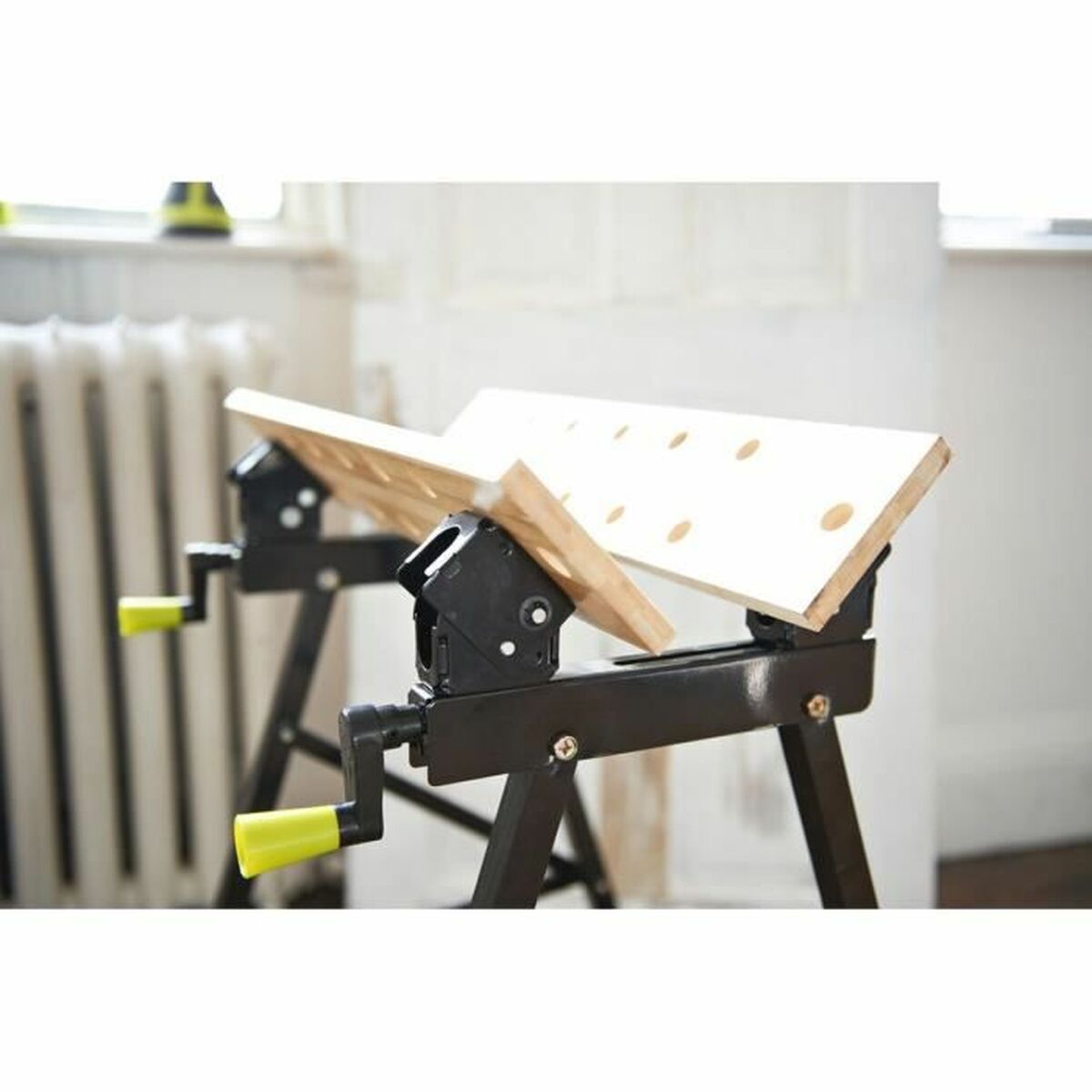 Banc de lucru pentru utilaje și dispozitive Ryobi RWB02 Pliabil Reglabil 90º 60,5 x 79 x 62,5 cm