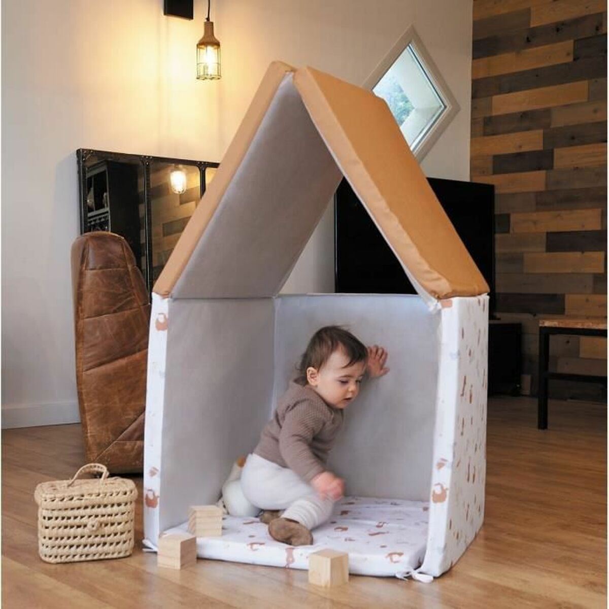 Saltea de joacă Tineo Little Farmer