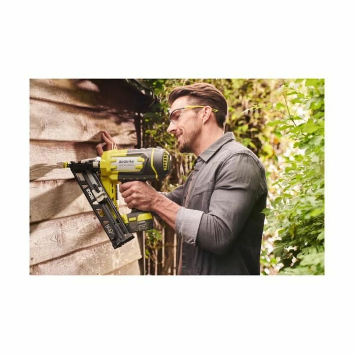 Pistol cu cuie Ryobi R15GN18-0 18 V