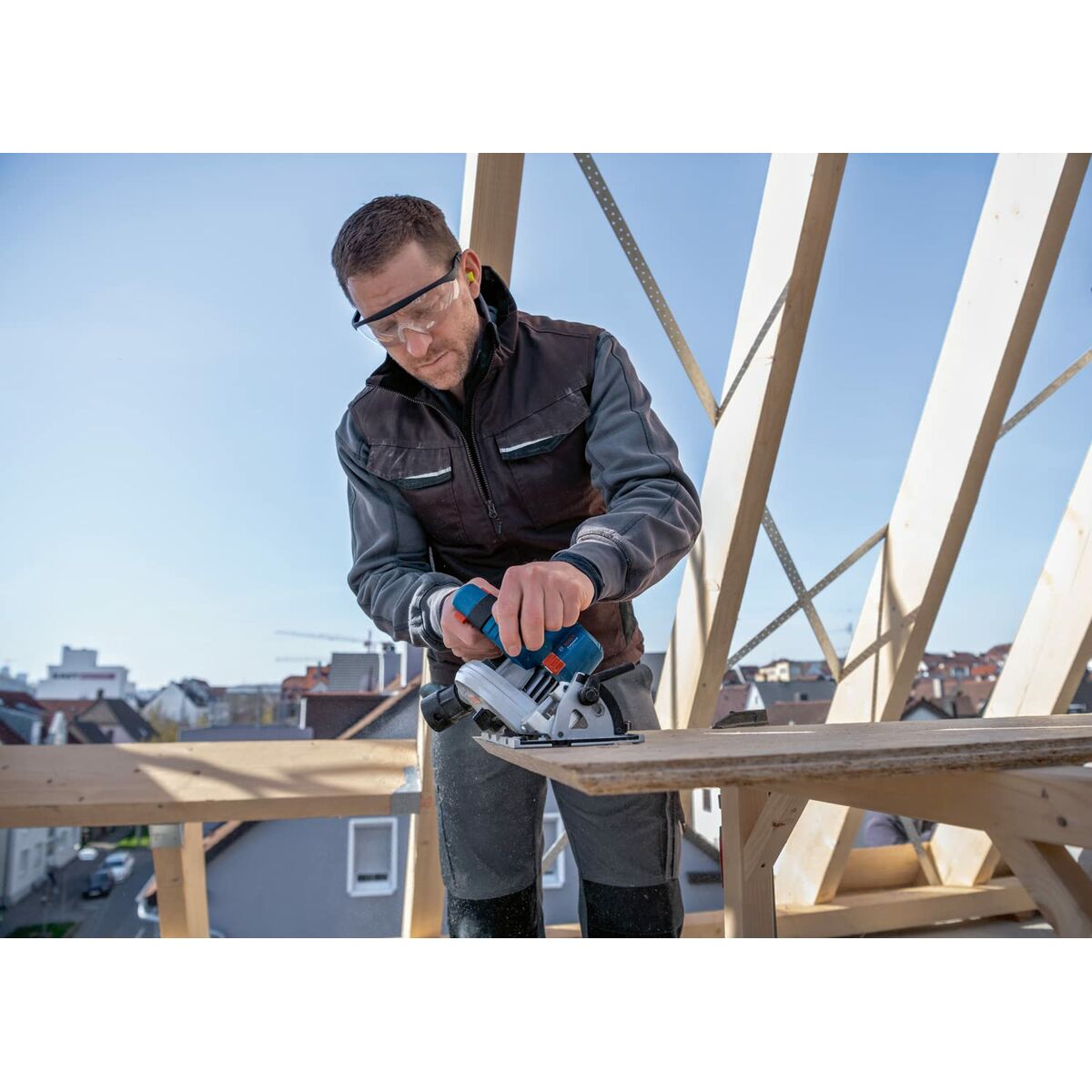 Fierăstrău circular BOSCH GKS 18 V