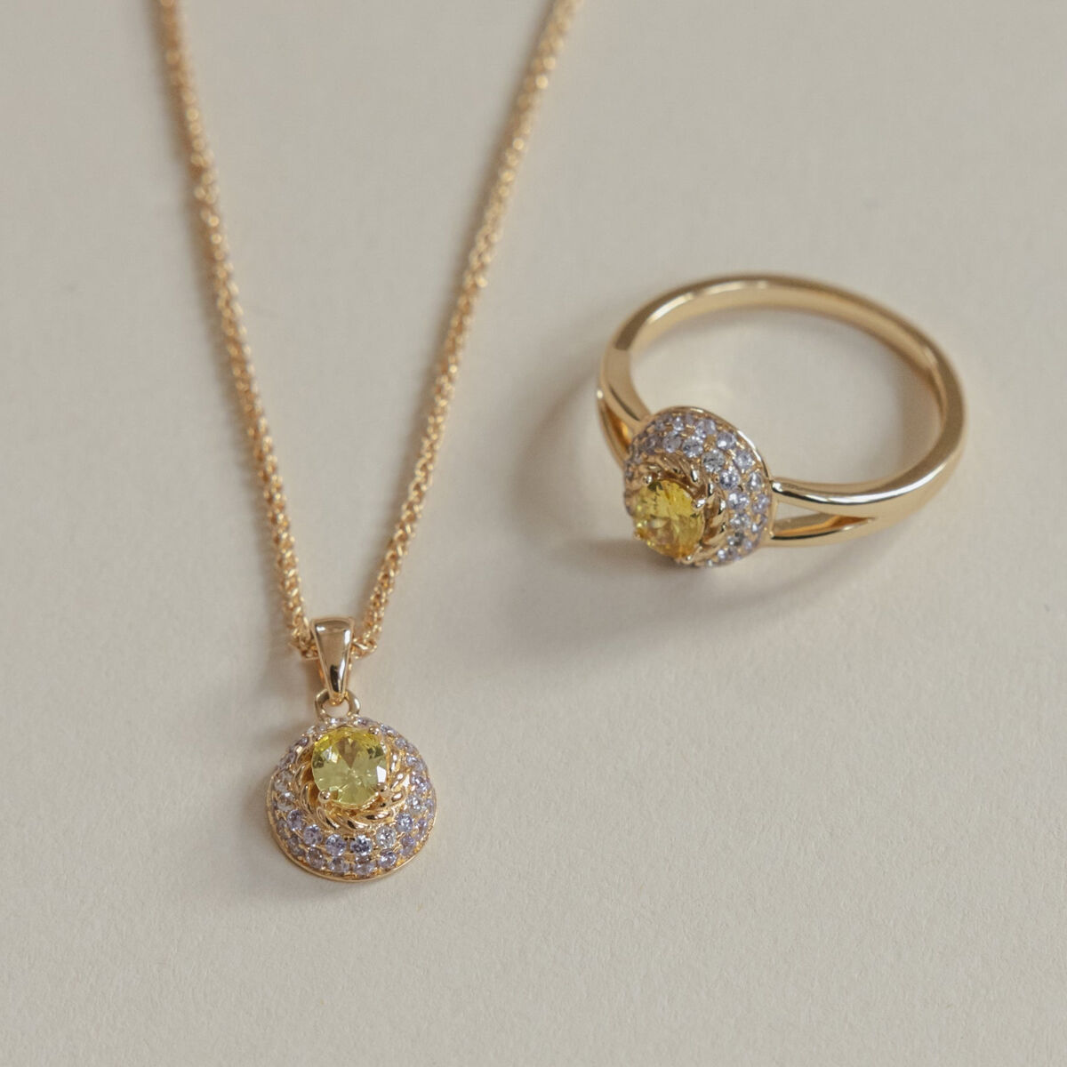 Colier Damă 24KAE 32486Y Auriu*