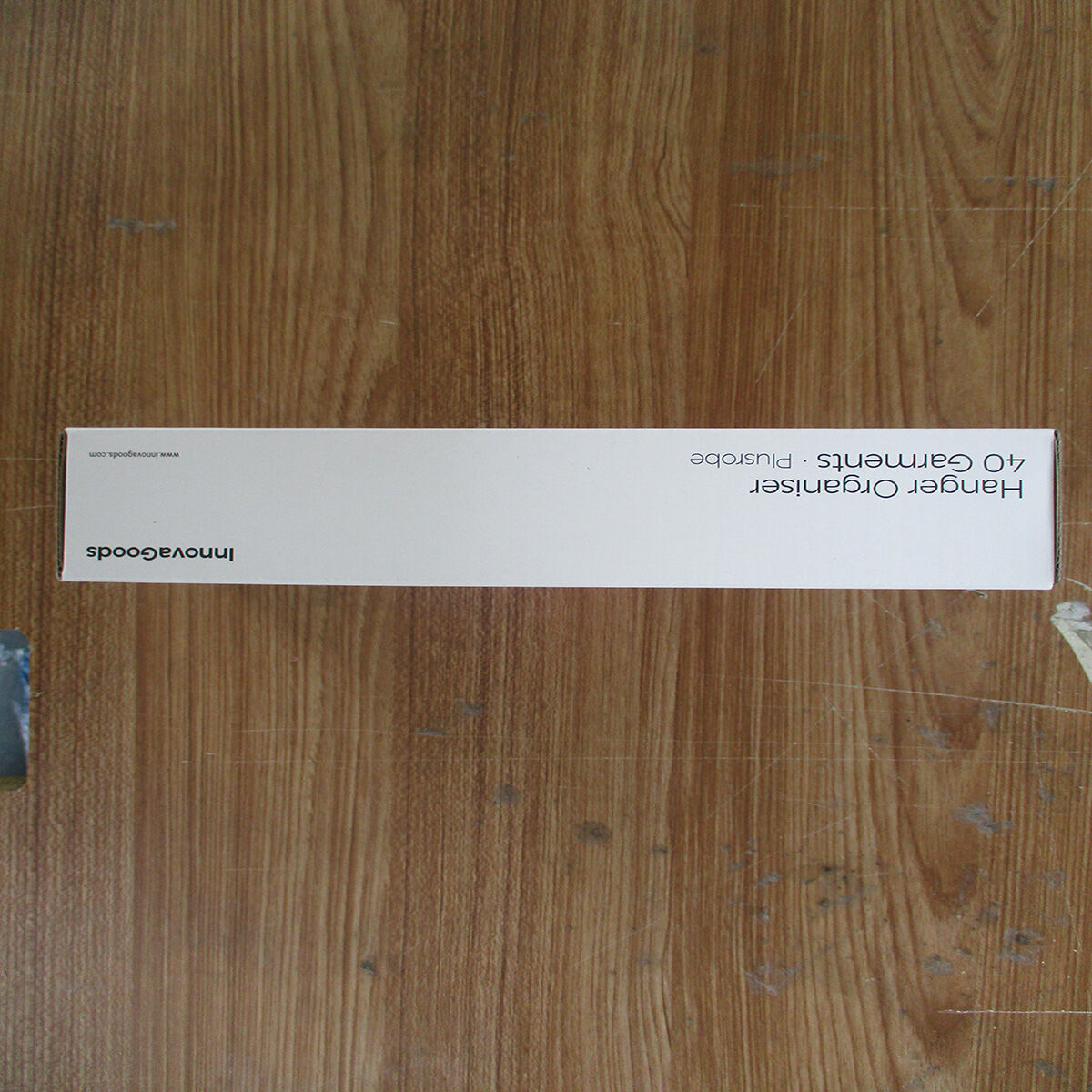 Organizator de Umerașe pentru 40 de Haine Plusrobe InnovaGoods 24 Piese