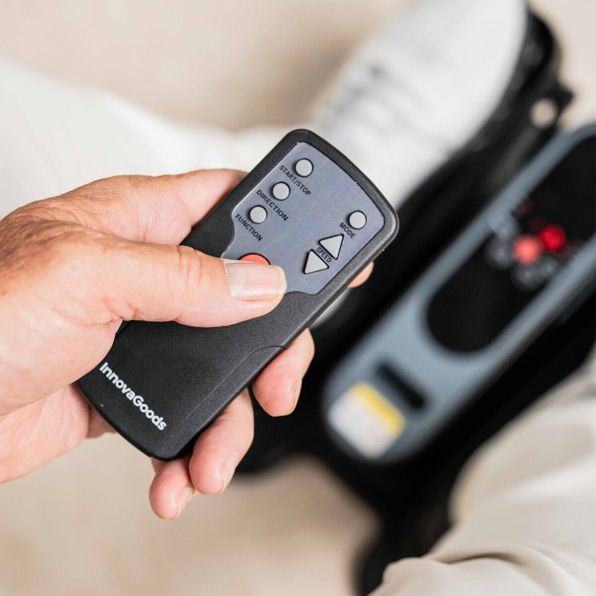 Mini Bicicletă Eliptică Electrică cu Telecomandă Velora 4000 InnovaGoods