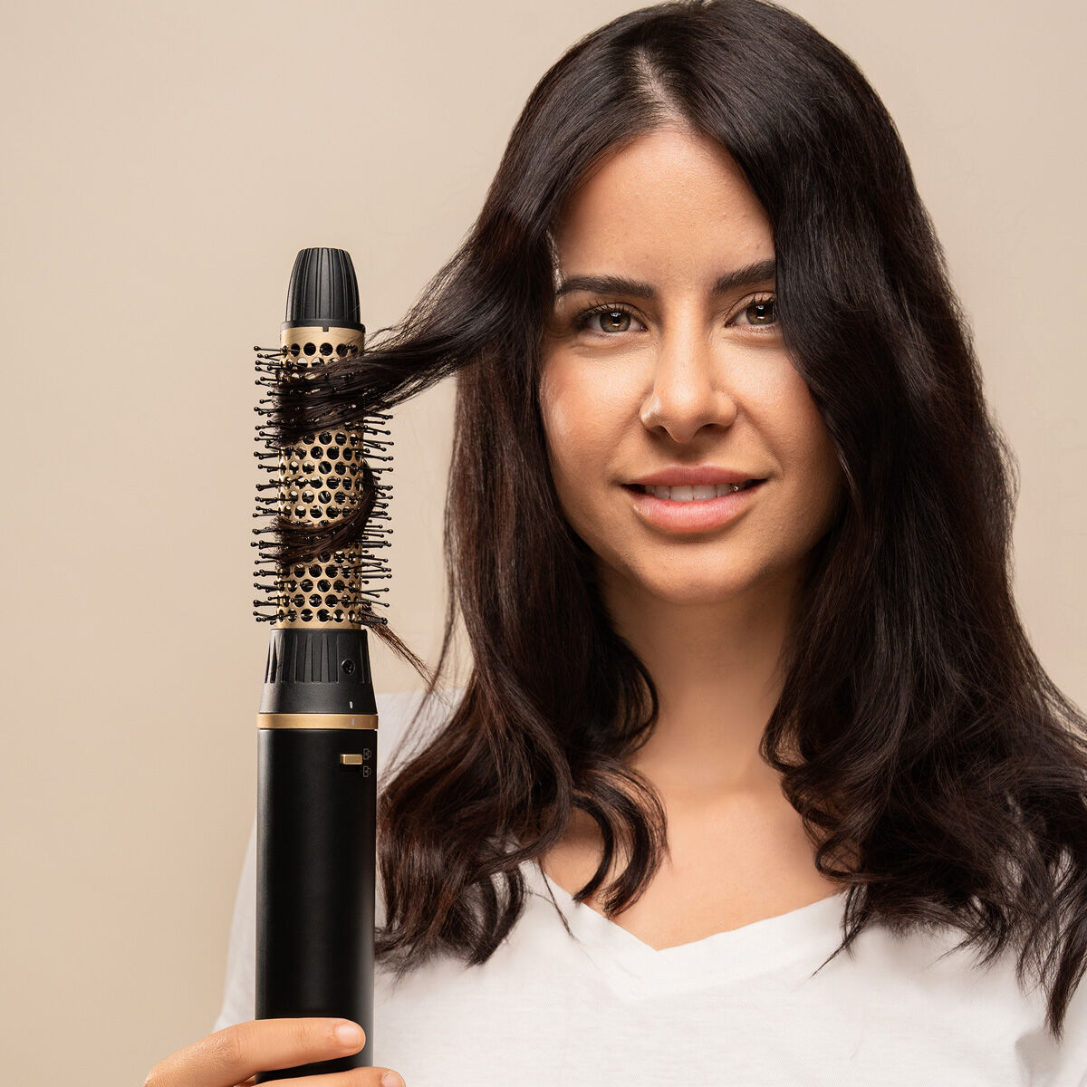 Perie Multifuncțională Ionică pentru Uscare și Coafare cu Tehnologie Coanda și 7 Accesorii Wavify InnovaGoods