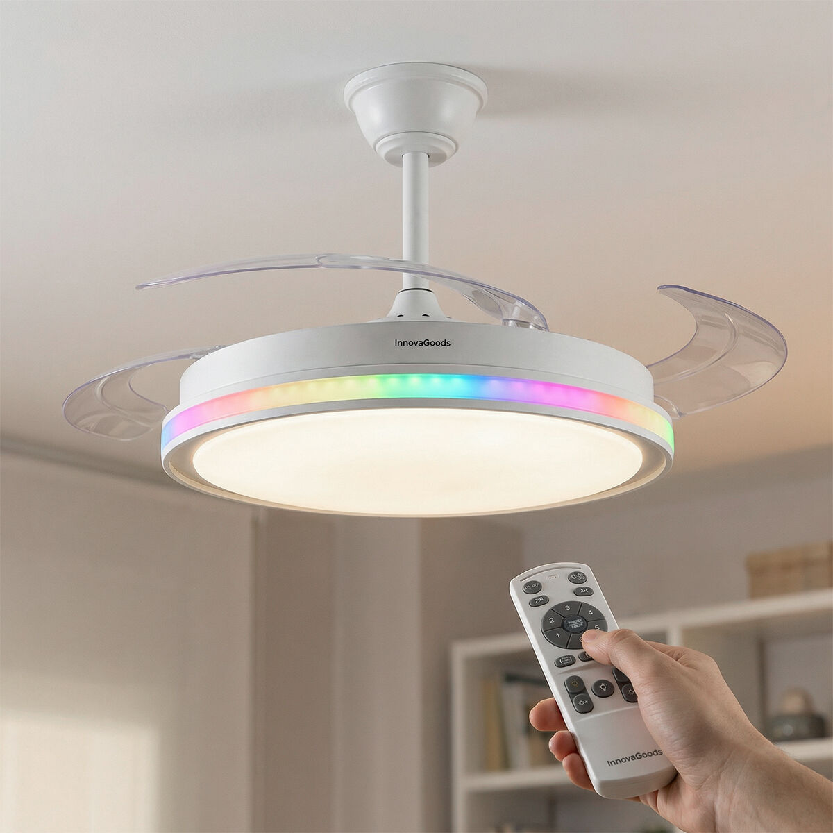 Ventilator de tavan cu lumină LED RGB, 4 pale retractabile și telecomandă InnovaGoods