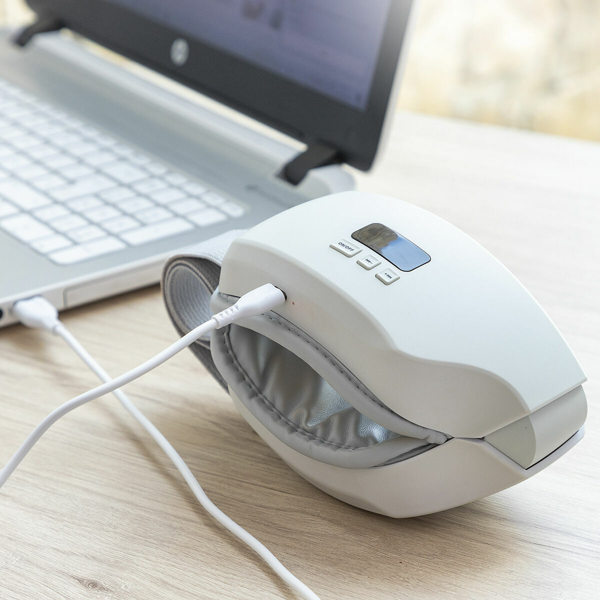 Aparat de masaj pentru ochi cu compresie de aer 4-în-1 InnovaGoods (Recondiționate A)