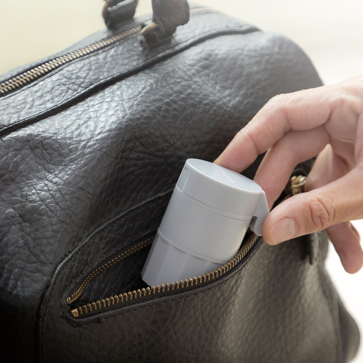 Dispenser de pastile 5 în 1 cu tăietor și concasor InnovaGoods Modelo Filvlok Gri Plastic (96 Piese) (Recondiționate B)