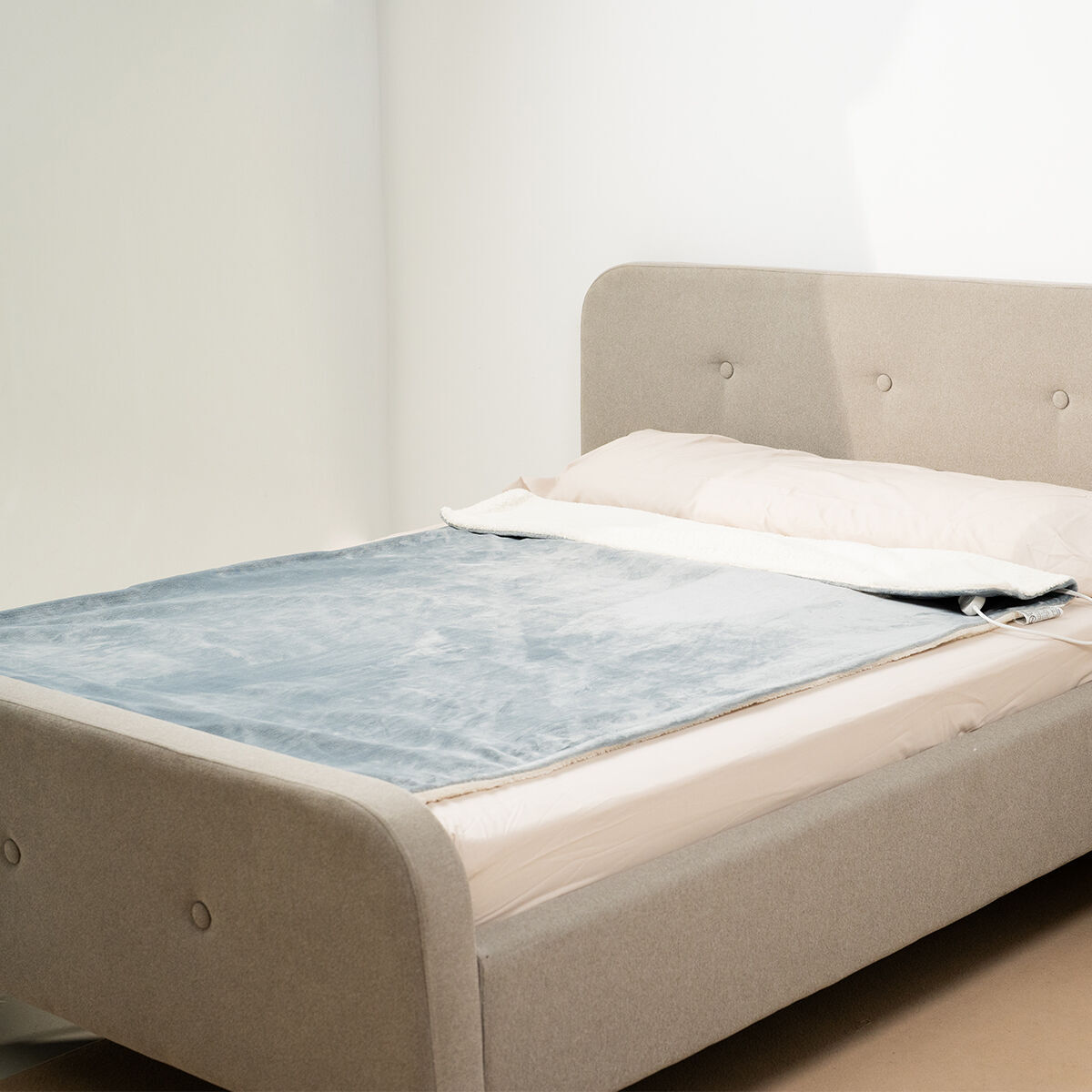 Pătură Electrică InnovaGoods Alb Gri 130 x 180 cm Poliester (Recondiționate A)