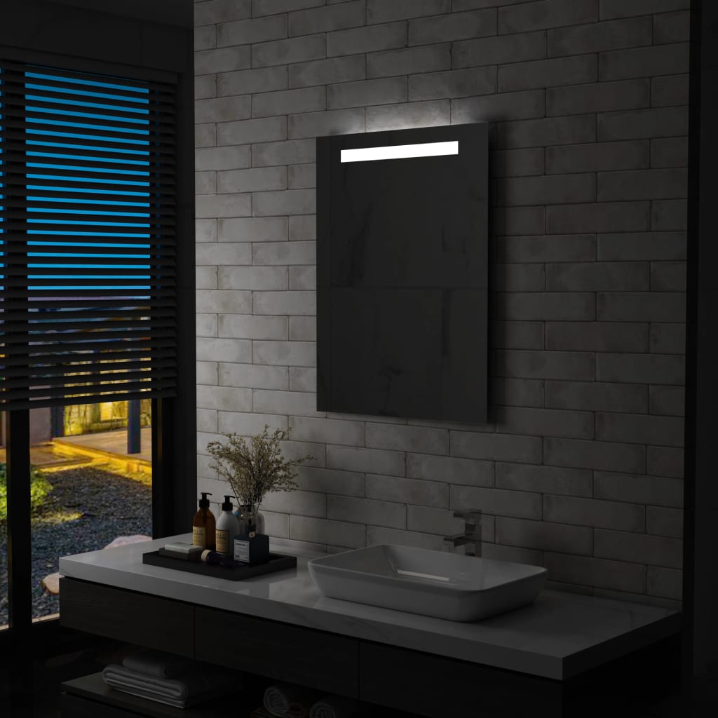 vidaXL Oglindă cu LED de perete de baie, 60 x 80 cm vidaXL Oglindă cu LED de perete de baie, 60 x 80 cm