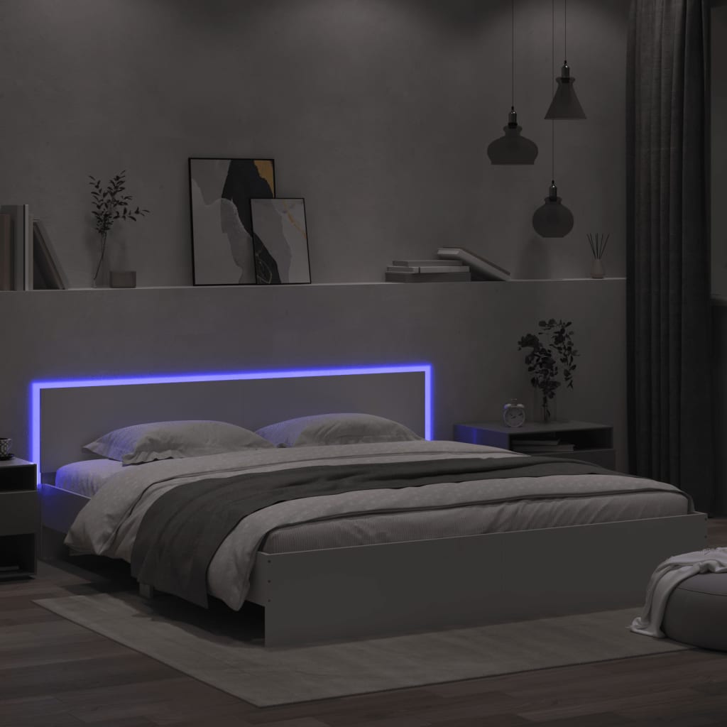 vidaXL Cadru de pat cu tăblie și LED, alb, 180x200 cm vidaXL Cadru de pat cu tăblie și LED, alb, 180x200 cm