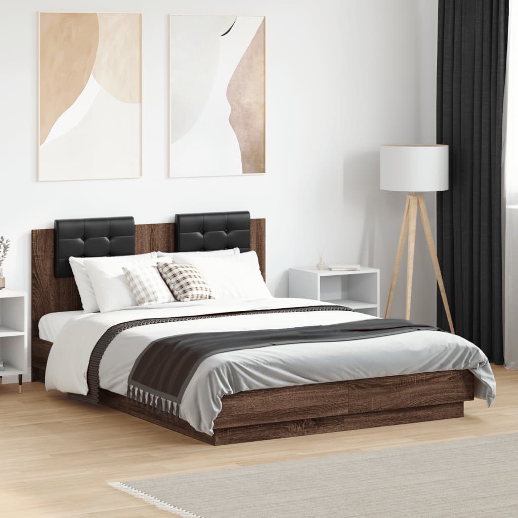 vidaXL Cadru de pat cu tăblie, stejar maro, 135x190 cm, lemn prelucrat vidaXL Cadru de pat cu tăblie, stejar maro, 135x190 cm, lemn prelucrat