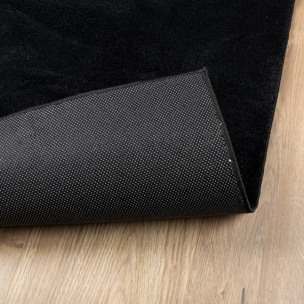 vidaXL Covor „OVIEDO”, fire scurte, negru, 140x200 cm vidaXL Covor „OVIEDO”, fire scurte, negru, 140x200 cm