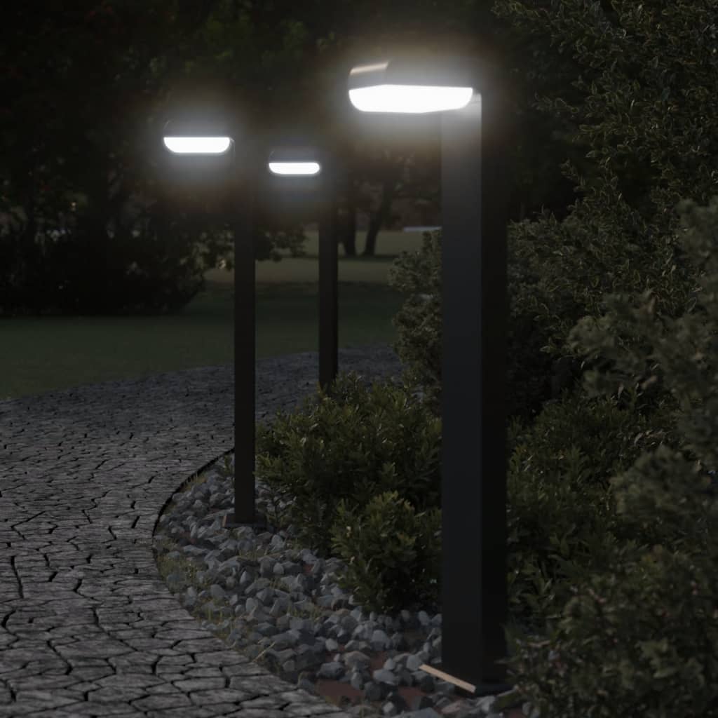 vidaXL Lămpi exterioare de podea 3 buc. negru 80 cm aluminiu turnat vidaXL Lămpi exterioare de podea 3 buc. negru 80 cm aluminiu turnat