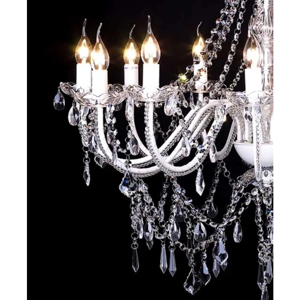 Candelabru cu 1600 cristale Candelabru cu 1600 cristale