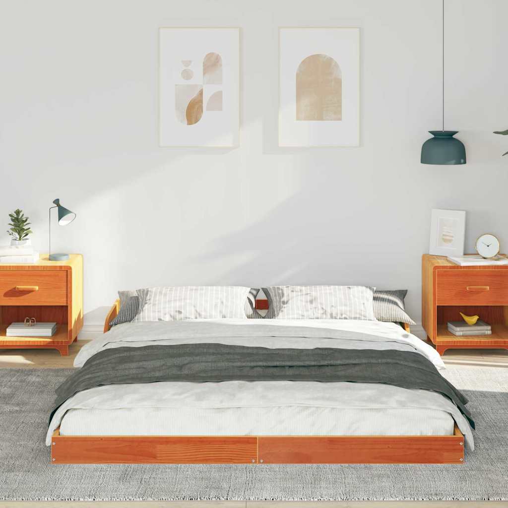vidaXL Cadru de pat Maro ceruit 140 x 200 cm Lemn masiv de pin vidaXL Cadru de pat Maro ceruit 140 x 200 cm Lemn masiv de pin